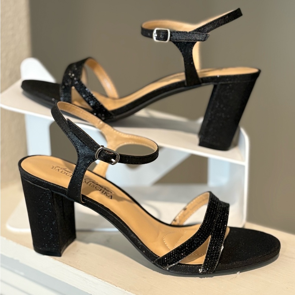 BADGLEY Mischka American Glamour Women's Shoes Heeled Sandals Size 8M